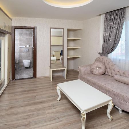 Adana Taskoeprue Hotel Eksteriør bilde